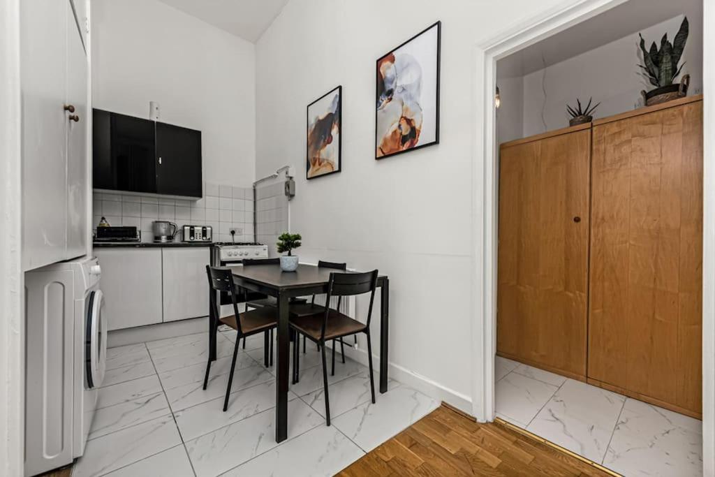 Apartmán Deluxe Flat On Kentish Town Londýn Exteriér fotografie